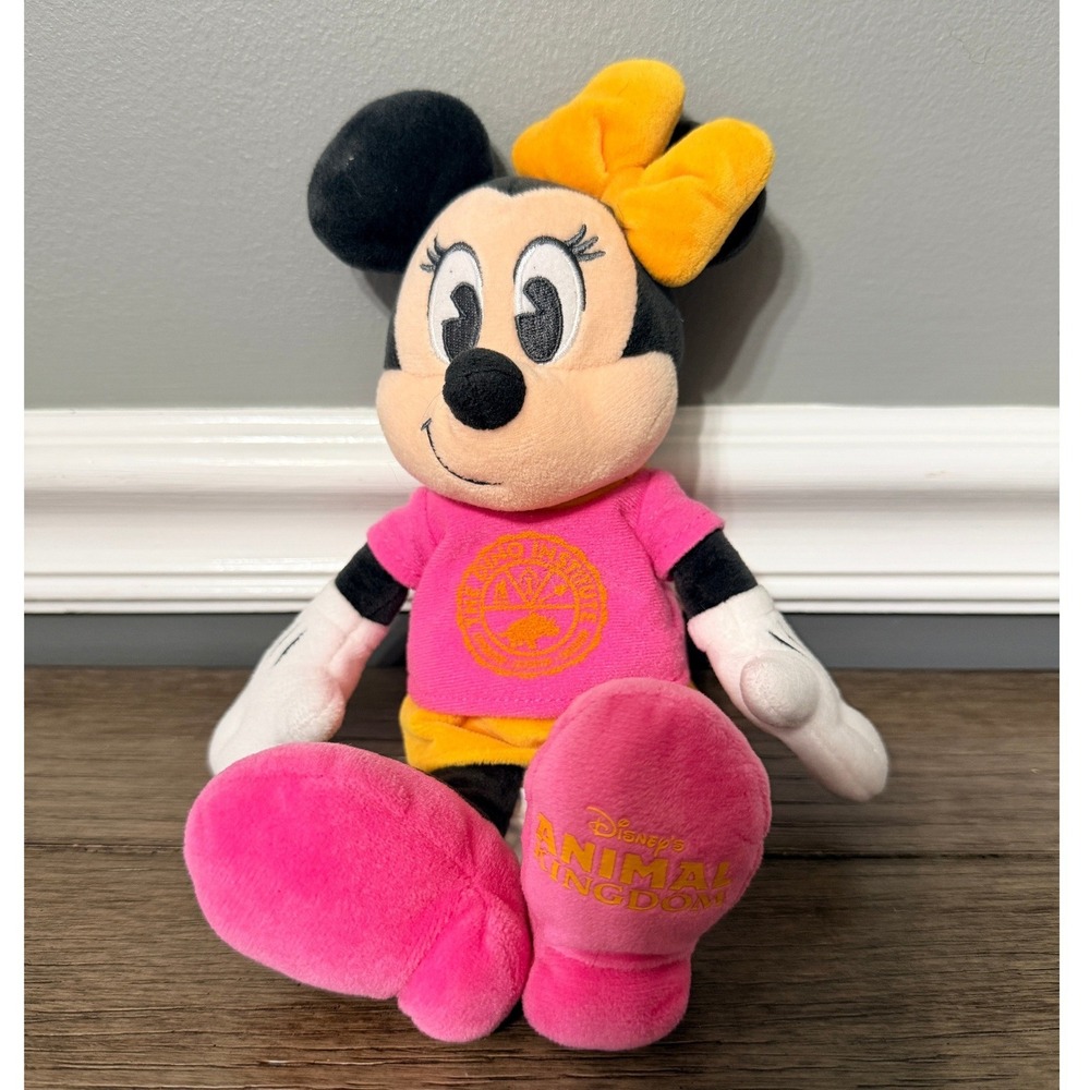 Disney Animal Kingdom Minnie Mouse Plush Pink Safari Shirt Souvenir Toy